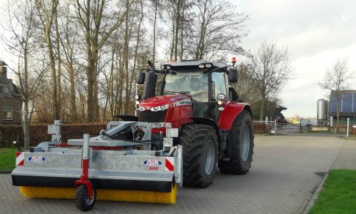 tractormetborstel