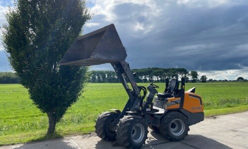 Giant G2700HD+ 3